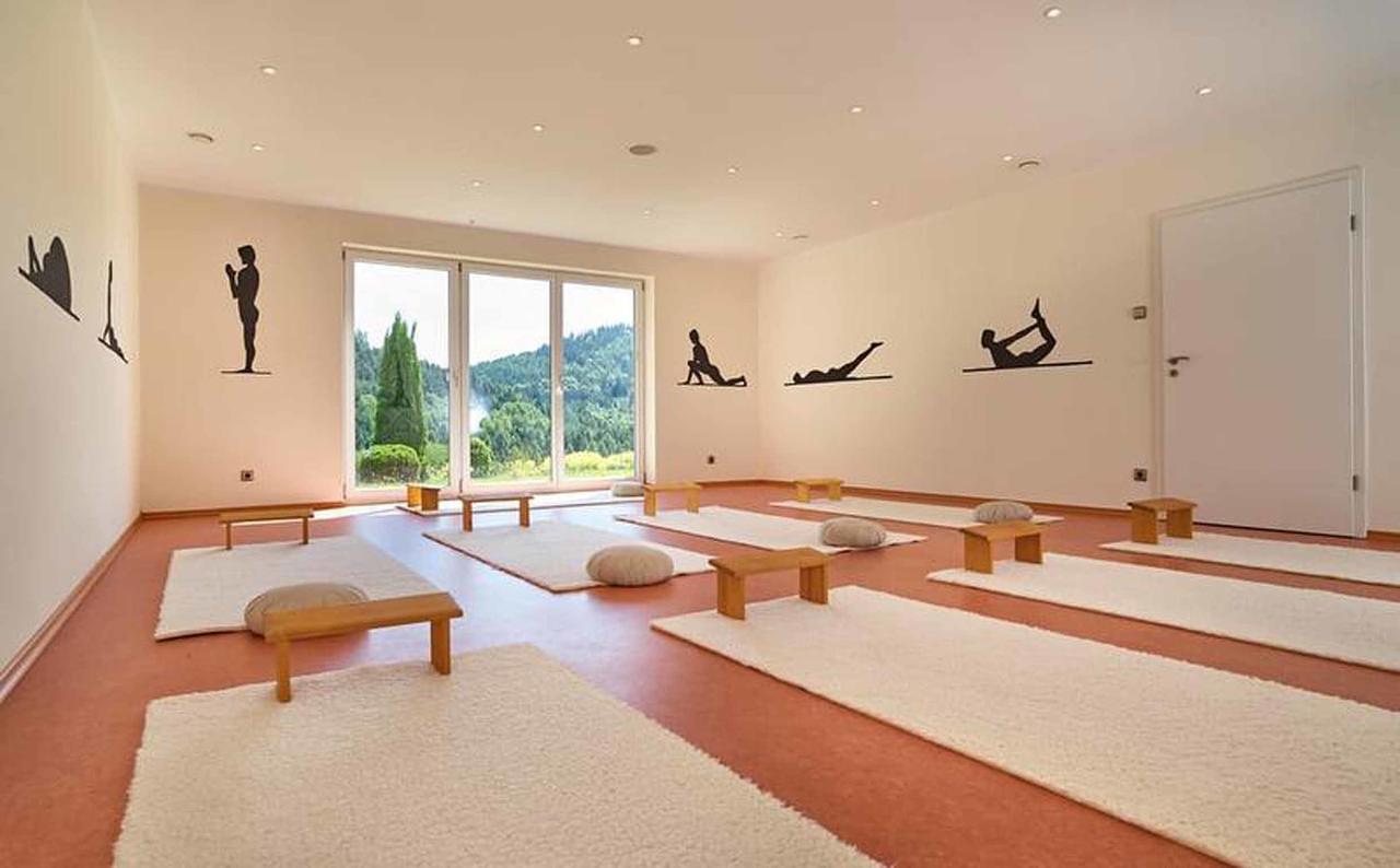 Zedernhof Gesundheits- & Wellnesshotel Stamsried Esterno foto